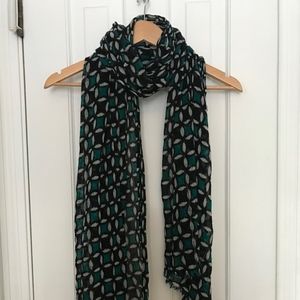 Banana Republic Patterned Scarf